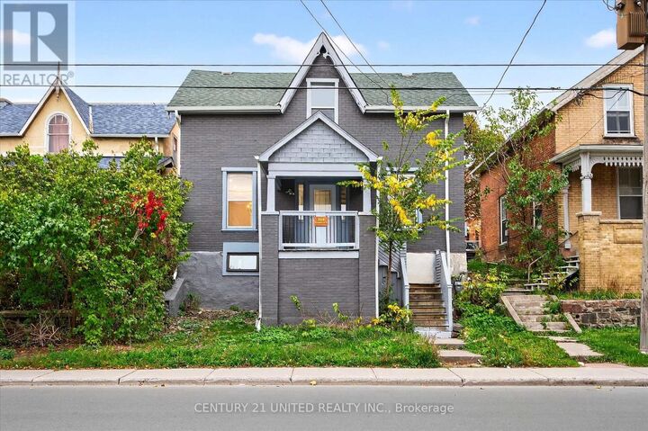 504 Aylmer Street North  Peterborough (Town Ward 3) ON K9H 3W5 photo