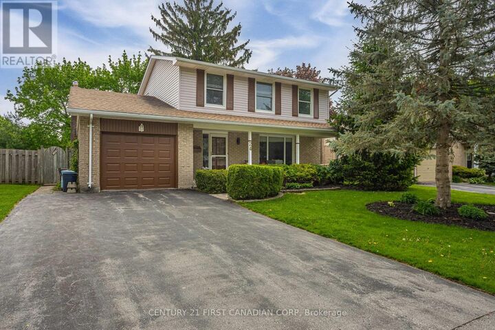 Photo de la propriété:  24 Bartlett Crescent  ON N6K 1W4