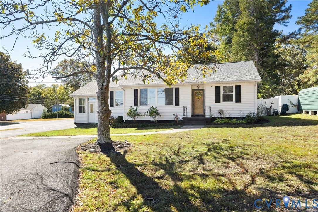 Property Photo: 14422 Rivermont Road VA 23836