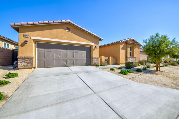 Property Photo:  81975 Via San Clemente  CA 92253