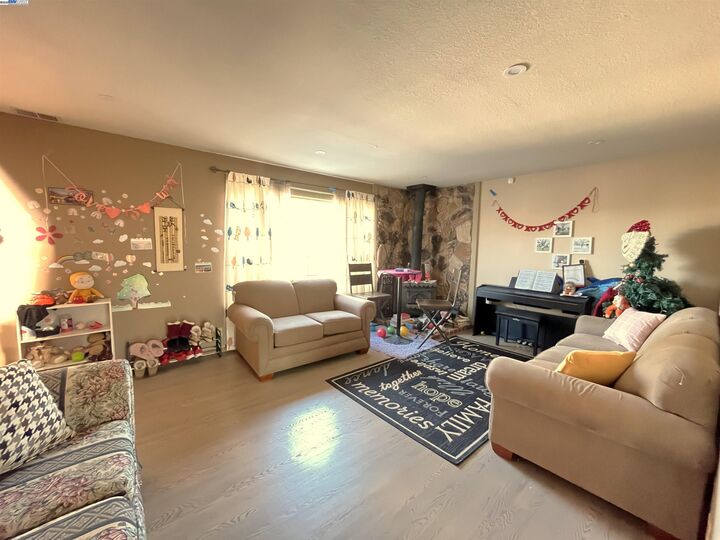 Property Photo: 36383 Colbert St CA 94560
