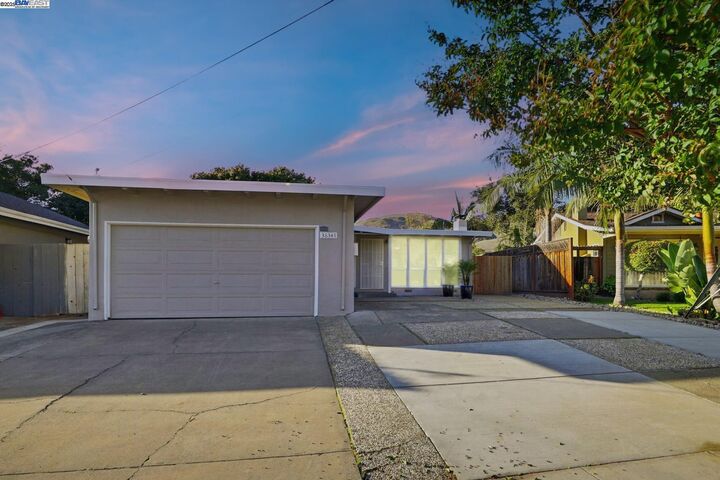Property Photo:  38345 Timpanogas Cir  CA 94536