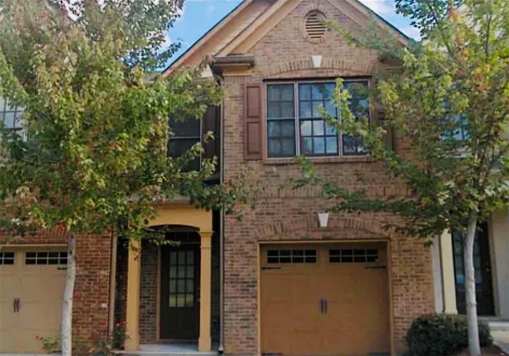 Property Photo: 306 Knelston Oak Drive GA 30024