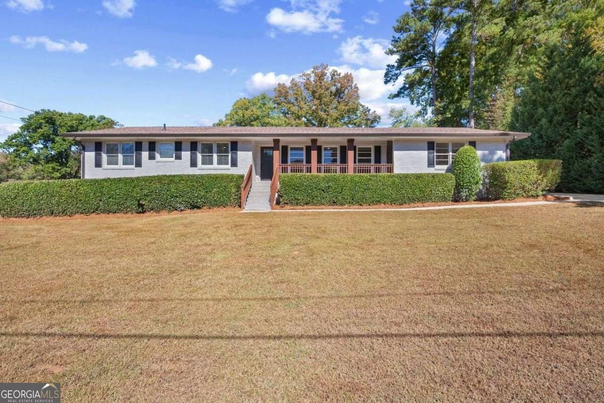 Property Photo:  2110 Plum Lane  GA 30106 