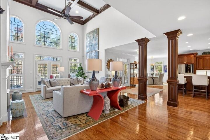 Property Photo:  823 Inverness Circle  SC 29306