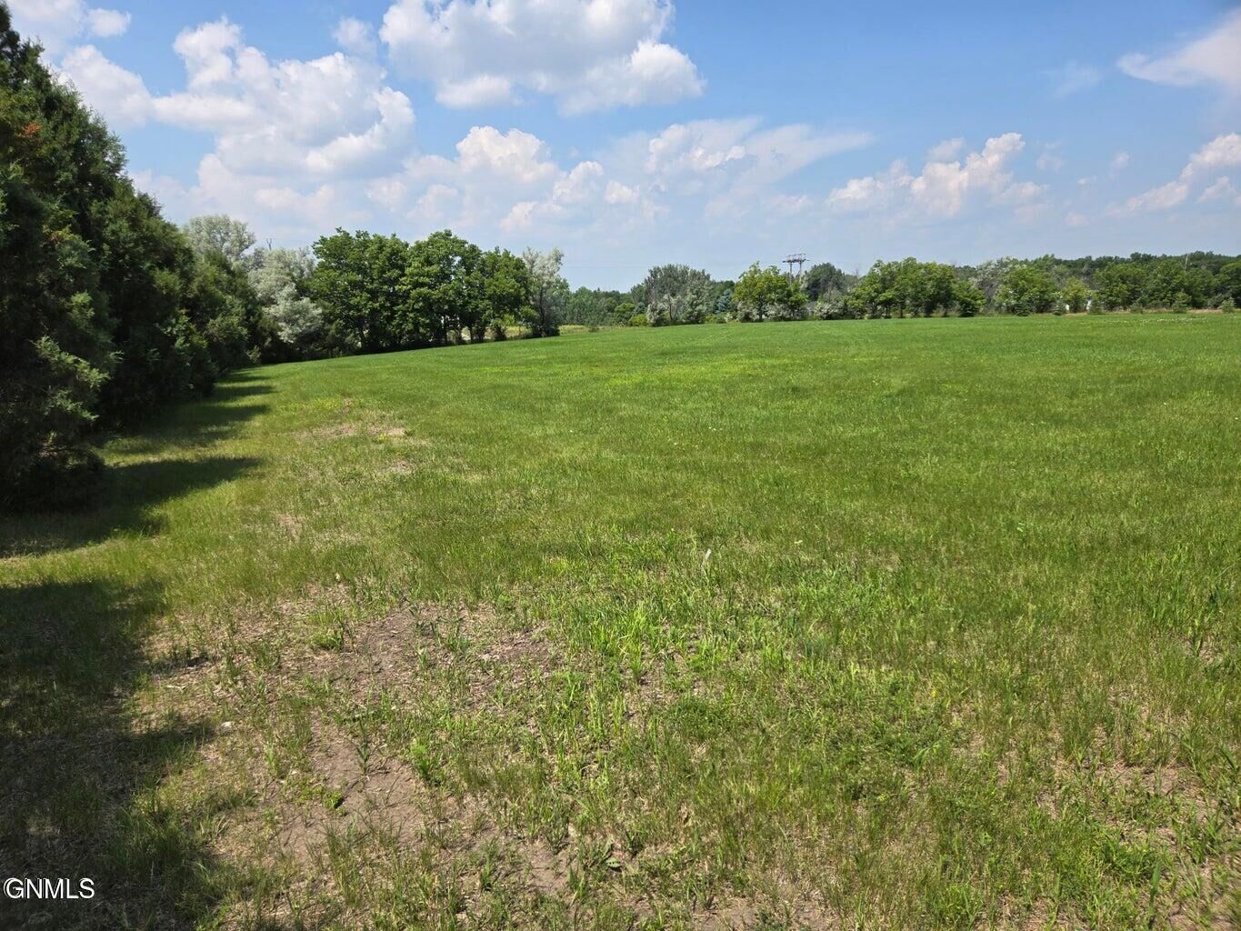 Property Photo:  508 White Willow Circle  ND 58501