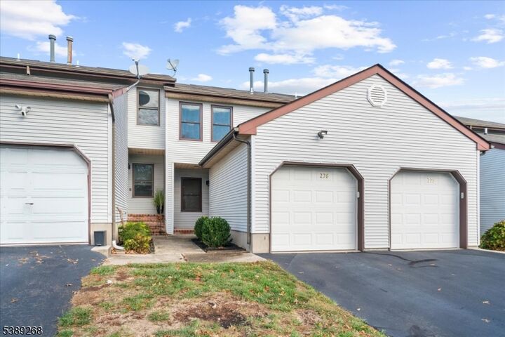 276 Spruce Ct  Raritan Twp. NJ 08822 photo