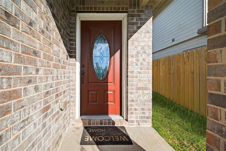 Property Photo:  7219 Victorville Drive  TX 77583 