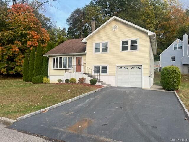 Property Photo: 270 Pembrook Drive NY 10710