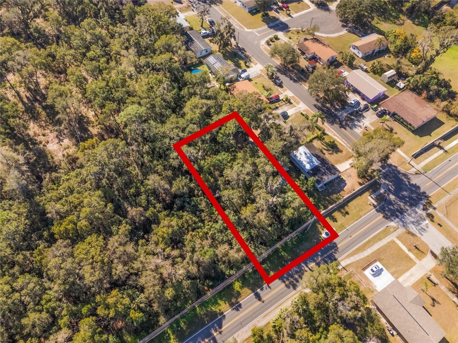 Property Photo:  W Beresford Avenue  FL 32720