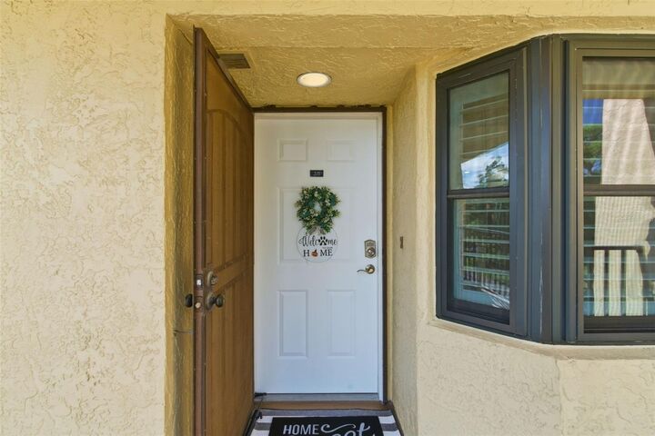 Property Photo: 5775 Park Street N 311 FL 33709