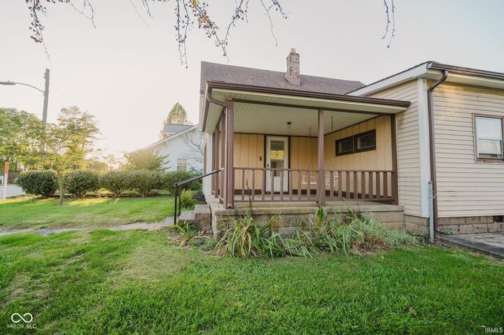 Property Photo: 208 Washington Street IN 47337