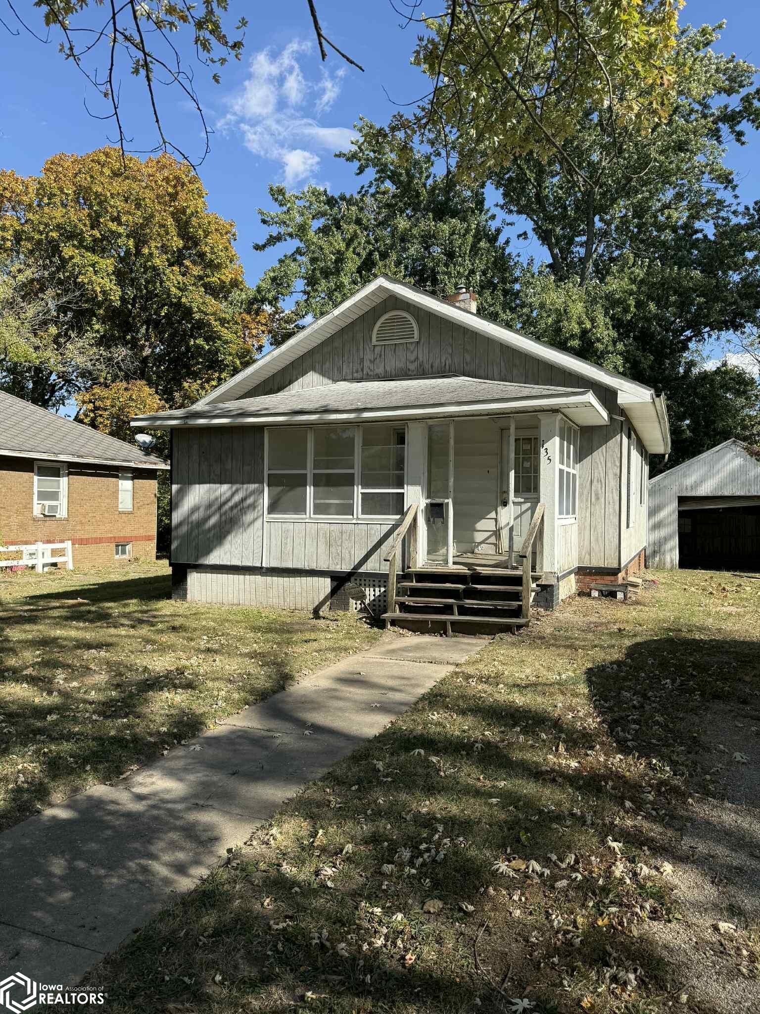 Property Photo:  135 Chandler Boulevard  IL 61455