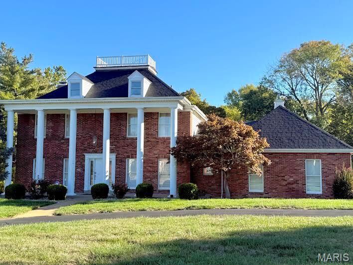 Property Photo:  11226 Pointe Court  MO 63127