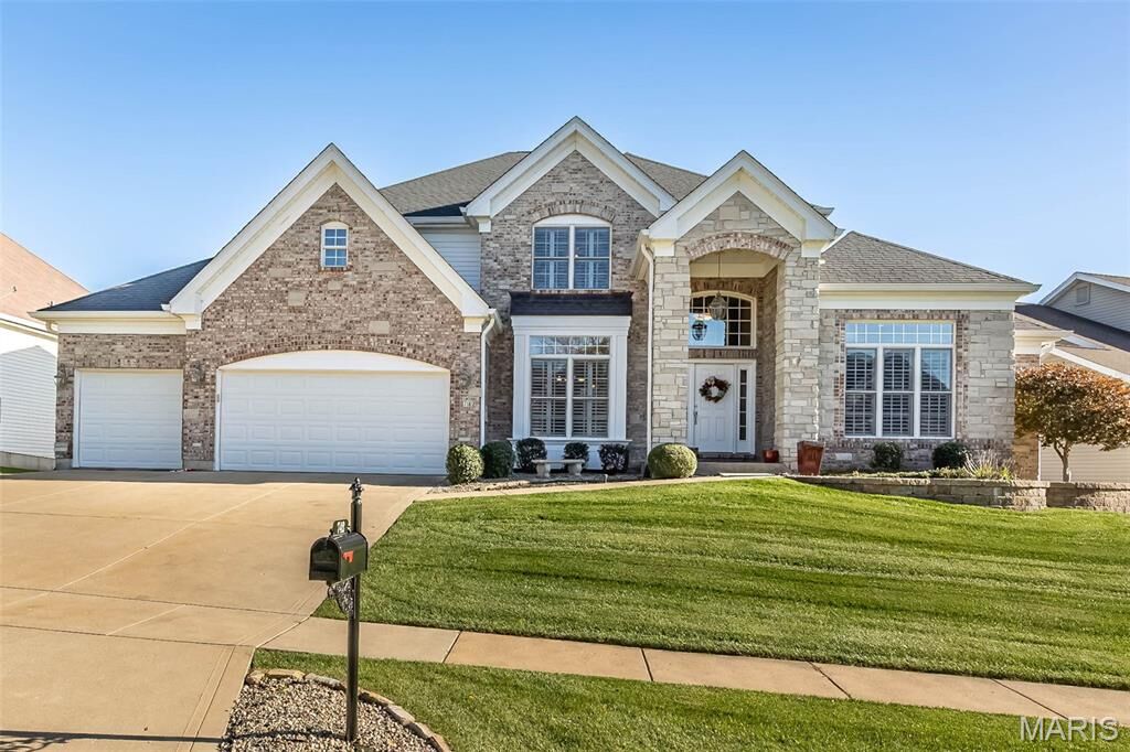 Property Photo:  742 Castle Tower Drive  MO 63021