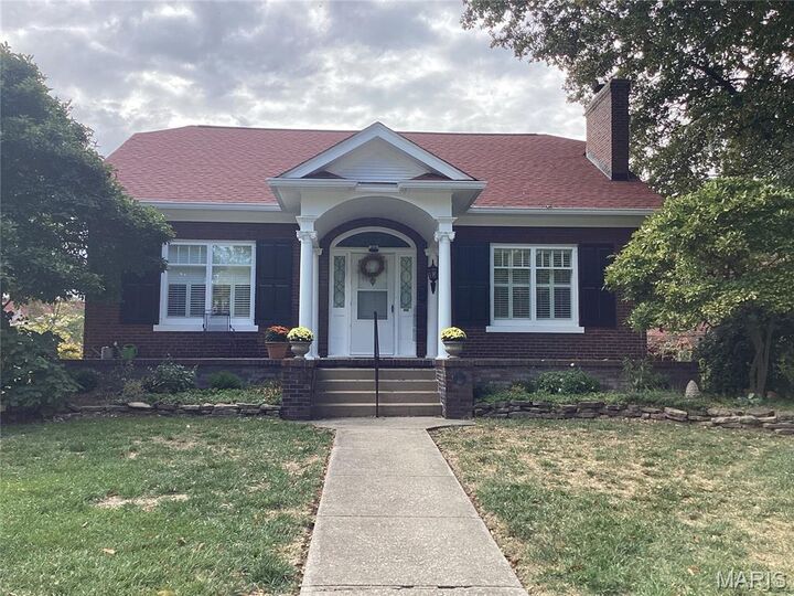 215 Commercial Street  Edwardsville IL 62025 photo