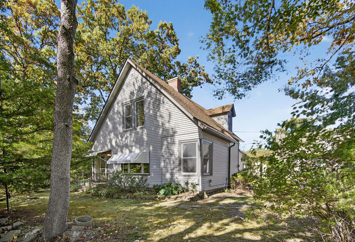 438 Blaine Ave  Racine WI 53405 photo