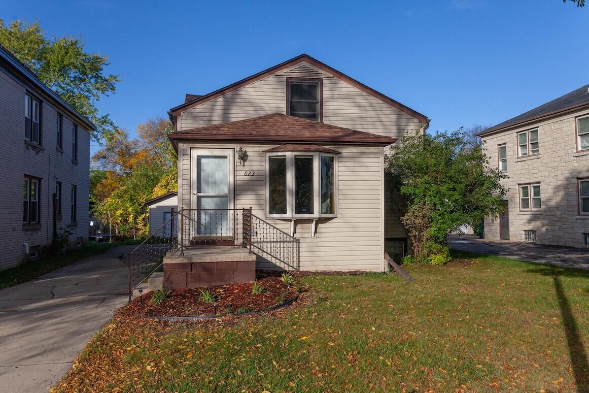 Property Photo:  823 S 87th St  WI 53214
