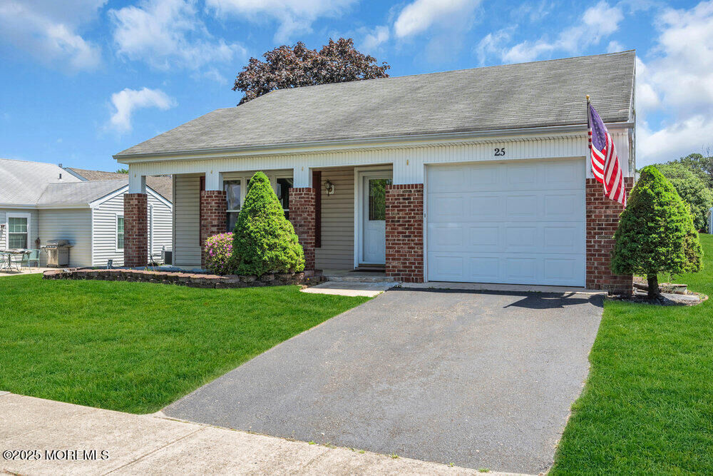 Property Photo:  25 Elmswell Avenue  NJ 08759 