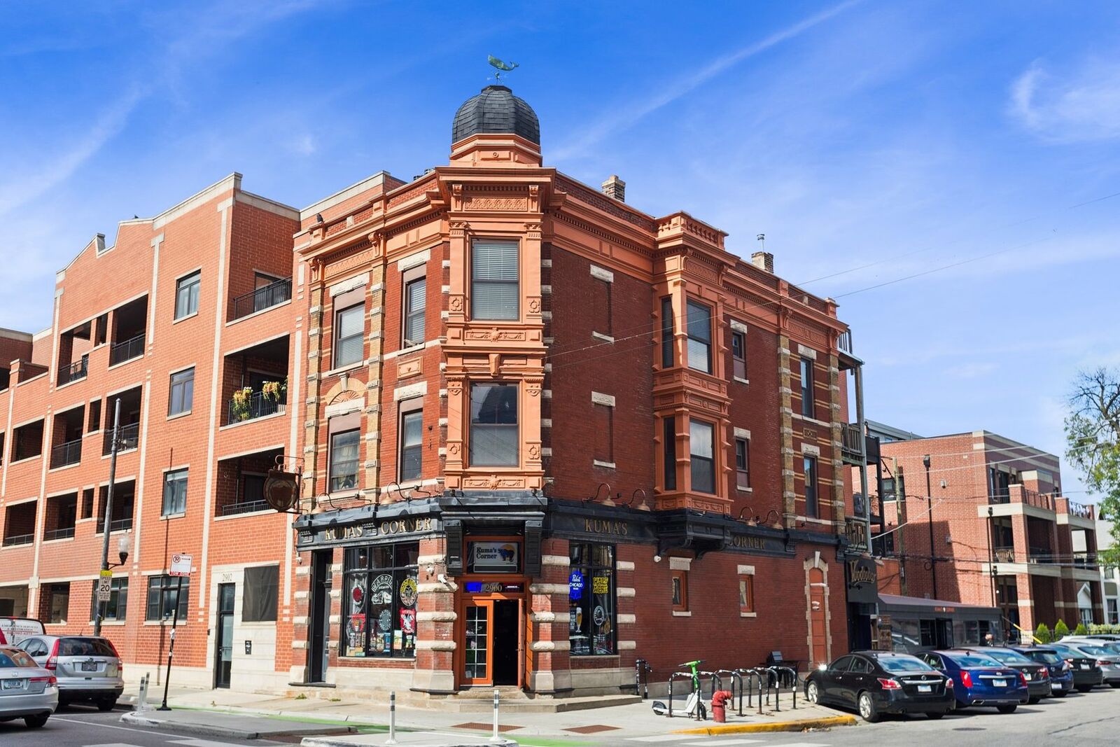 Property Photo:  2900 W Belmont Avenue 3  IL 60618