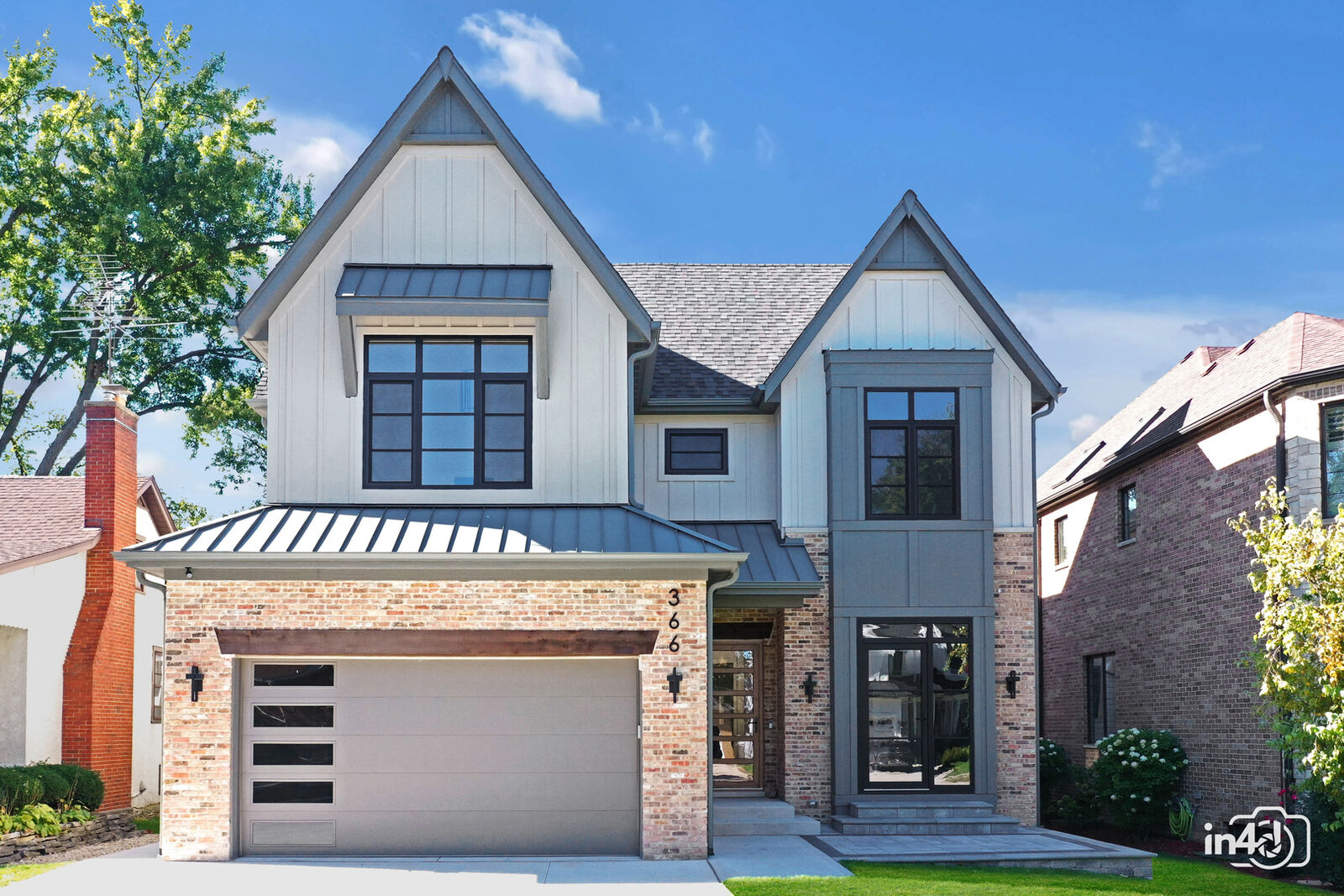 Property Photo:  366 N Highview Avenue  IL 60126
