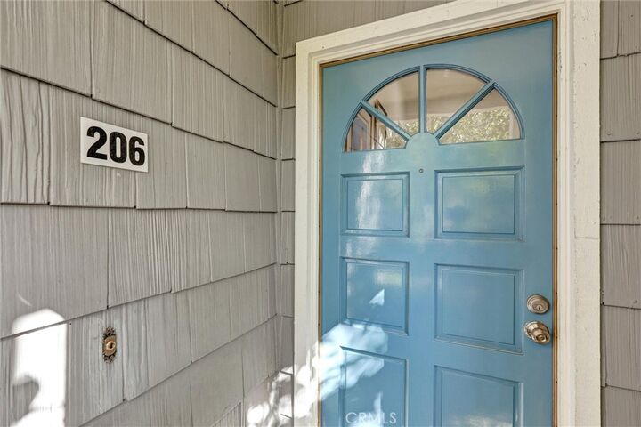 7262 Yellowtail Drive #206  Huntington Beach CA 92648 photo