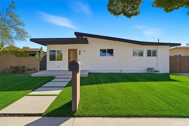 Property Photo: 5116 E Wardlow Road CA 90808