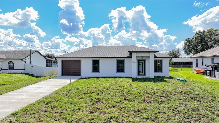 Property Photo:  2507 26th Street SW  FL 33976