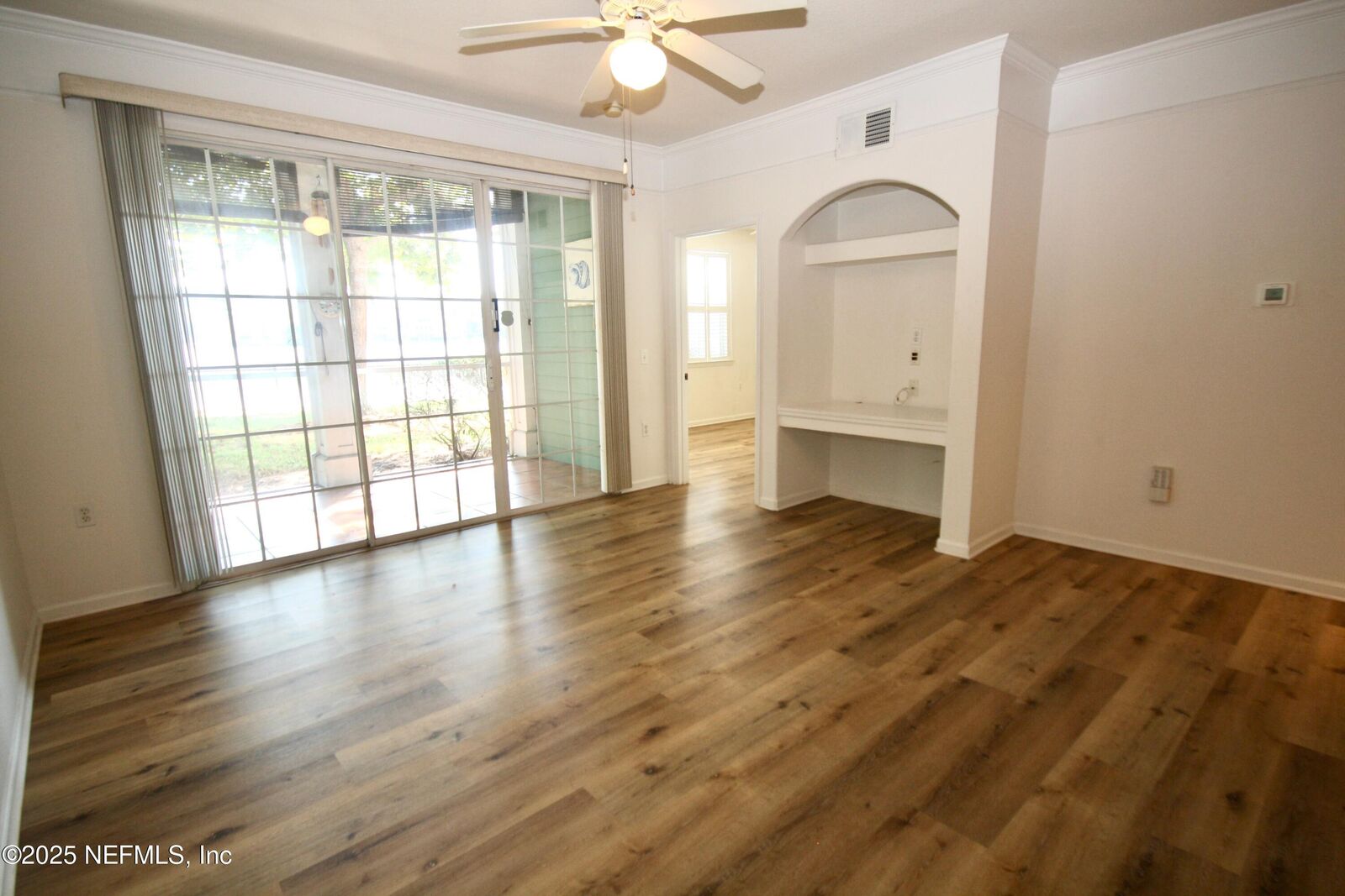 Property Photo: 8550 Touchton Road 616 FL 32216
