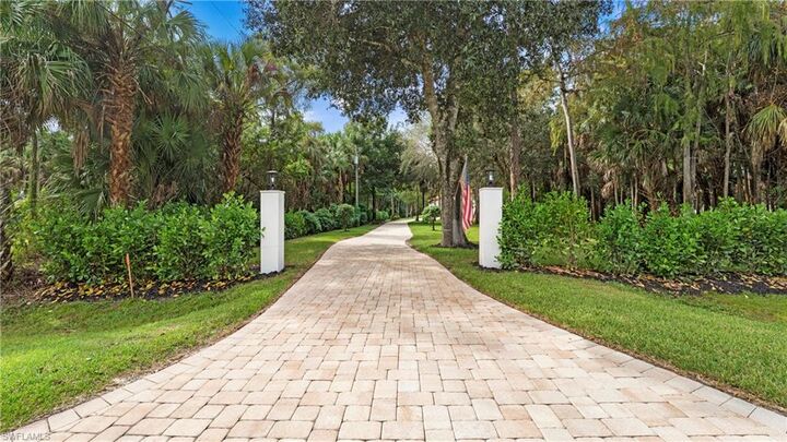 Property Photo: 111 17th St NW FL 34120
