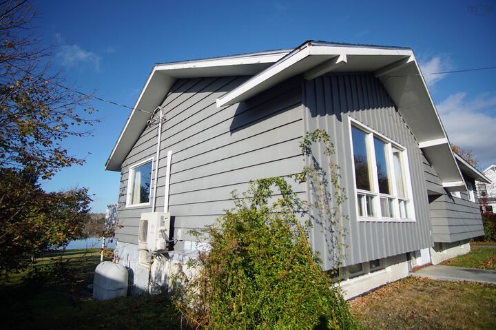 Property Photo: 41 Howe Street NS B0T 1L0