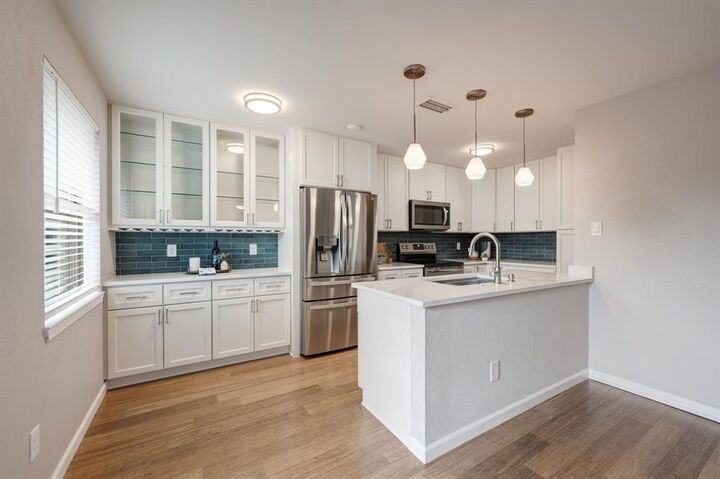 Property Photo: 9811 Kingsman Drive TX 75228