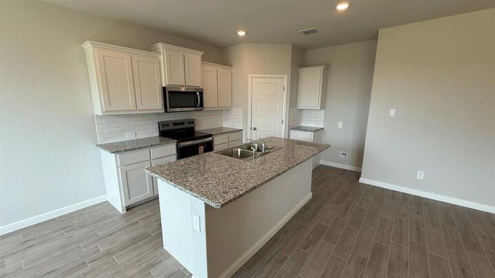 Property Photo:  301 Gallant Man Court  TX 76049