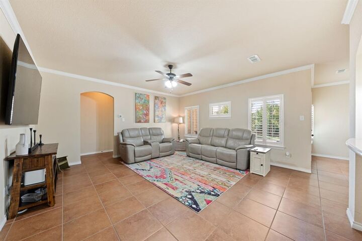 Property Photo: 215 Indigo Way TX 75165