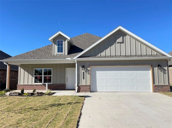 2302 N Presley Street  Siloam Springs AR 72761 photo