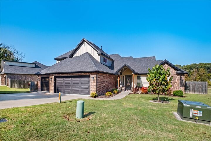 Property Photo: 2585 Peck Road AR 72751