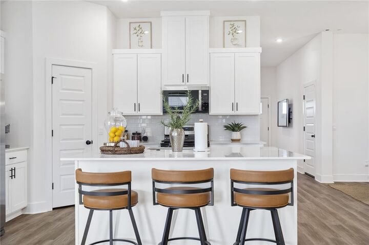 Property Photo: 447 W Taverner Xing AR 72730