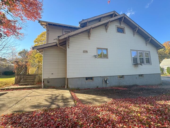 Property Photo:  16 Shaw Ave  RI 02919 