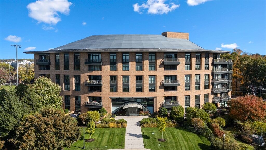 Property Photo: 2400 Beacon St 112 MA 02467