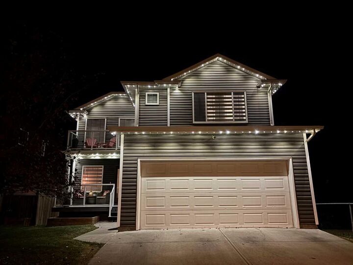 Property Photo:  10 Canals Circle SW  AB T4B 2N8