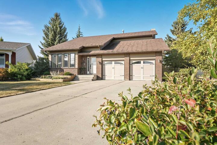 30 Comfort Close  Red Deer AB T4P 2T7 photo