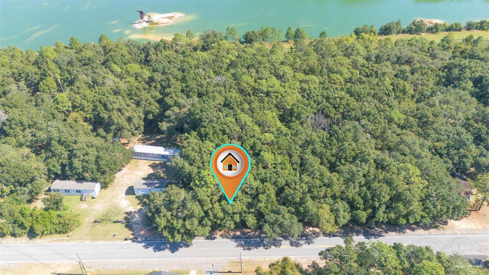 Property Photo: 7000 Rolling Hills Rd FL 32505