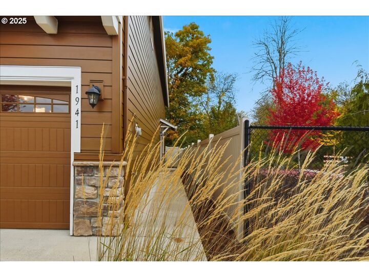 Property Photo:  1941 NW Sage St  WA 98607