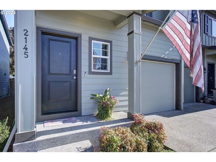 Property Photo:  2145 NE 118th Pl  WA 98684 