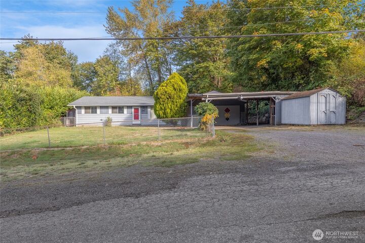 Property Photo:  20822 SE 271st Street  WA 98042