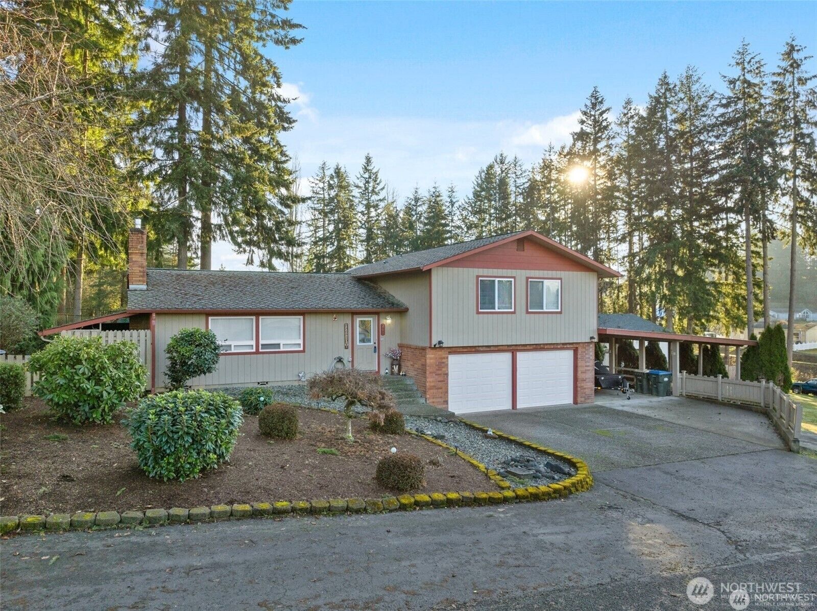 Property Photo: 203 E Parkwood Court WA 98532