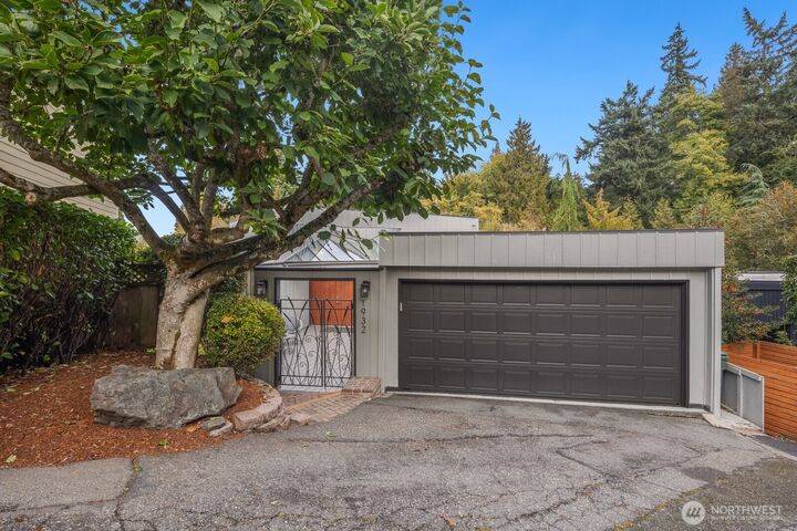 Property Photo:  1932 NW 98th Street  WA 98117 