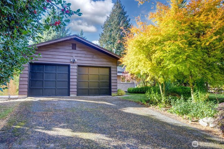 Property Photo:  20011  Palatine Avenue N  WA 98133