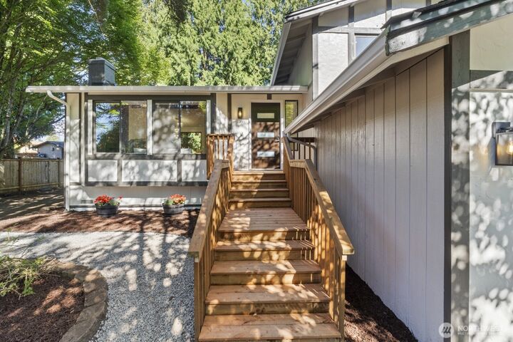 Property Photo:  15217  48th Avenue W  WA 98026 