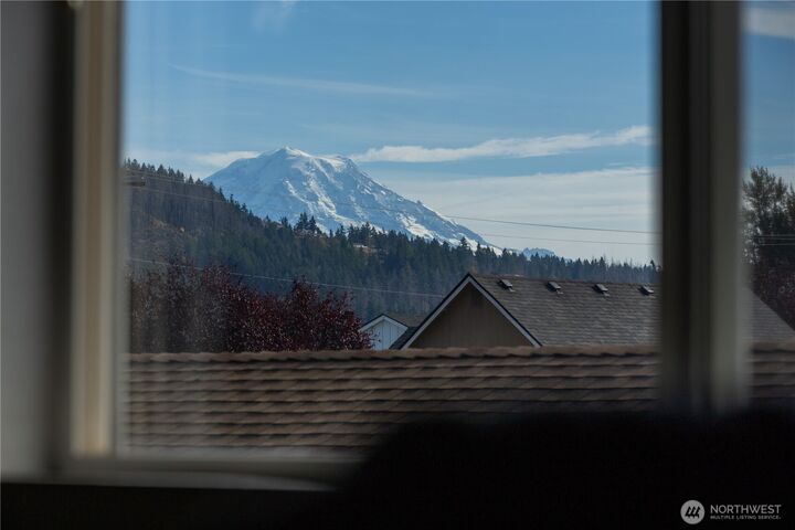 Property Photo:  5405  156th Avenue Ct E  WA 98390